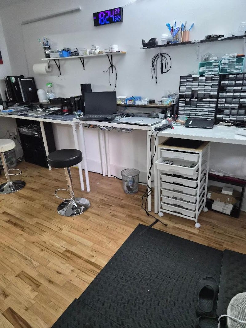 ​AstucienTeam | Reparation Mac Pc Expert | Service Rapide. cover image